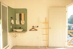 Shower, towels, toilet paper