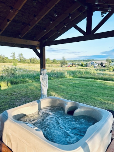 Coastal Charm Meets Country Calm | Relaxing Cottage with Water Views & Hot Tub