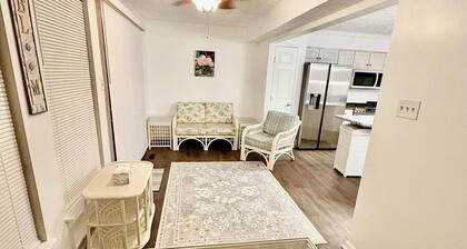 Room #2 in Elkton, MD – Easy Access to I-95