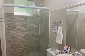 Suite | Bathroom