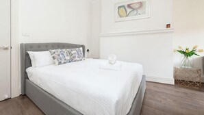 Unclassified image, 3 of 3, button - Stunning Sydney Home 9 (Millers Point)