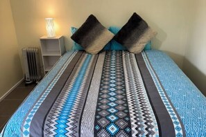 Room - Brandnew Comfortable Bedroom in a Beautiful Suburb (Saint Albans)