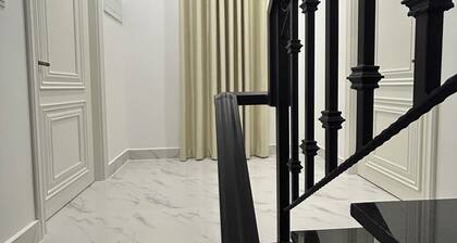 Charming new 4-bedroom townhome in vibrant NE Phnom Penh with AC!