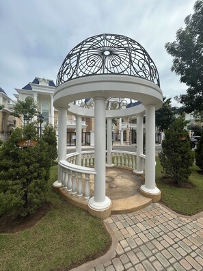 Enceinte de lâhĂ©bergement