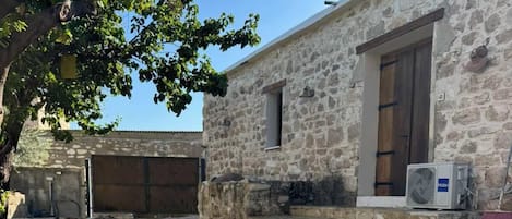 House, 1 Bedroom, Accessible, Smoking | Property grounds