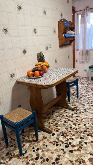 تناول الطعام