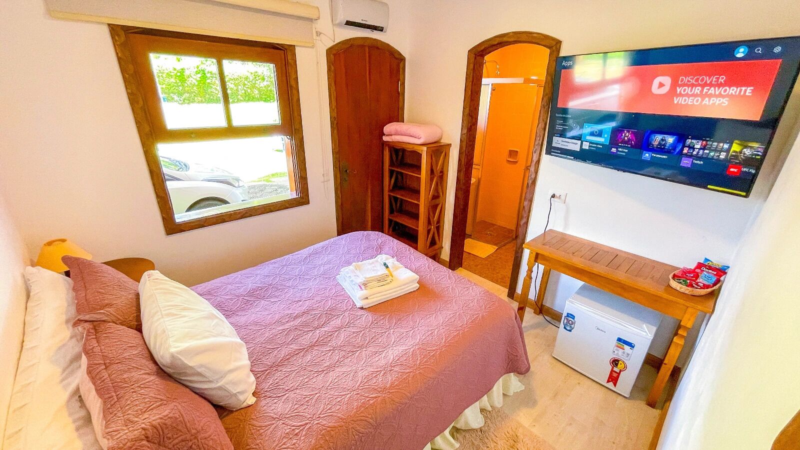 Economy Room | In-room safe, free WiFi