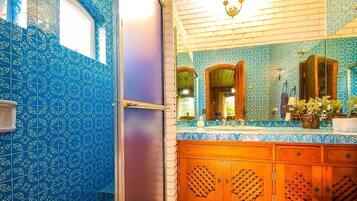 Quarto triplo | Banheiro