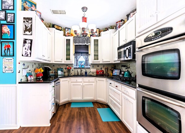 Microwave, oven, stovetop, dishwasher