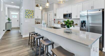 Beachside 4BR Home • Walk to Boardwalk & Atlantic Park