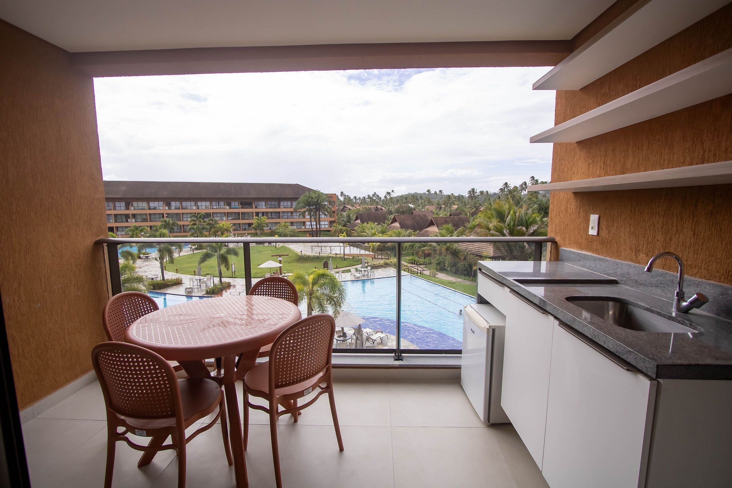 Apartamento exclusivo | Opções para refeição ao ar livre