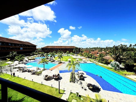 Piscina. Hosts BR - Estúdio Eco Resort Carneiros