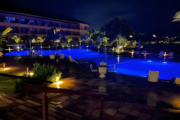 Exclusive Apartment | Pool | Outdoor pool