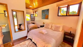 Dreibettzimmer | Schallisolierte Zimmer, kostenloses WLAN