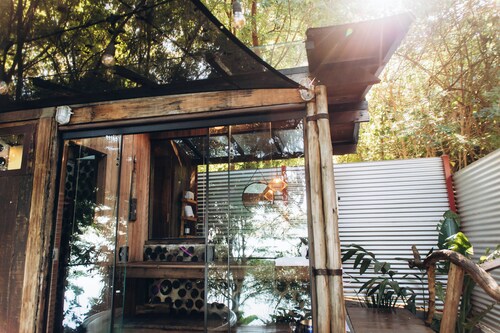 Stay Experience Houseboat with sauna and hot tub, incredible view