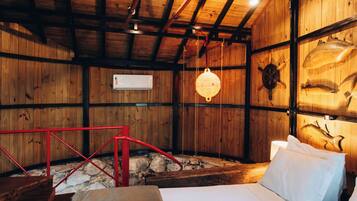 1 habitación, tabla de planchar con plancha, wifi y ropa de cama