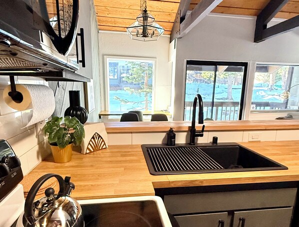 Microwave, oven, stovetop, dishwasher