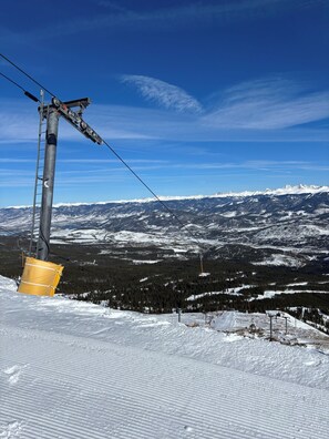 Snow and ski sports