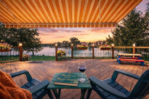 Spacious 4-Bedroom Lakefront Home| Fenced Yard|Nr UB & I-990| Ideal for Families