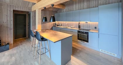 Lovely home in GÄlÄ with sauna