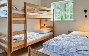 2 bedrooms, free WiFi