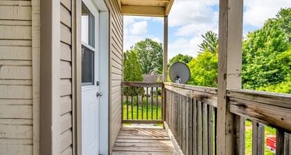 Bright 1-BR APT, Prime Location 5