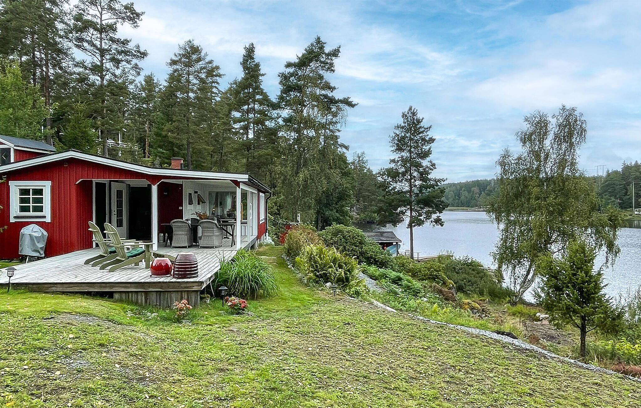 المنشأة من الخارج