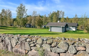 Property grounds - Nice home in årjäng with house a panoramic view (Årjäng)