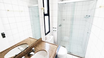 Apartment | Bathroom