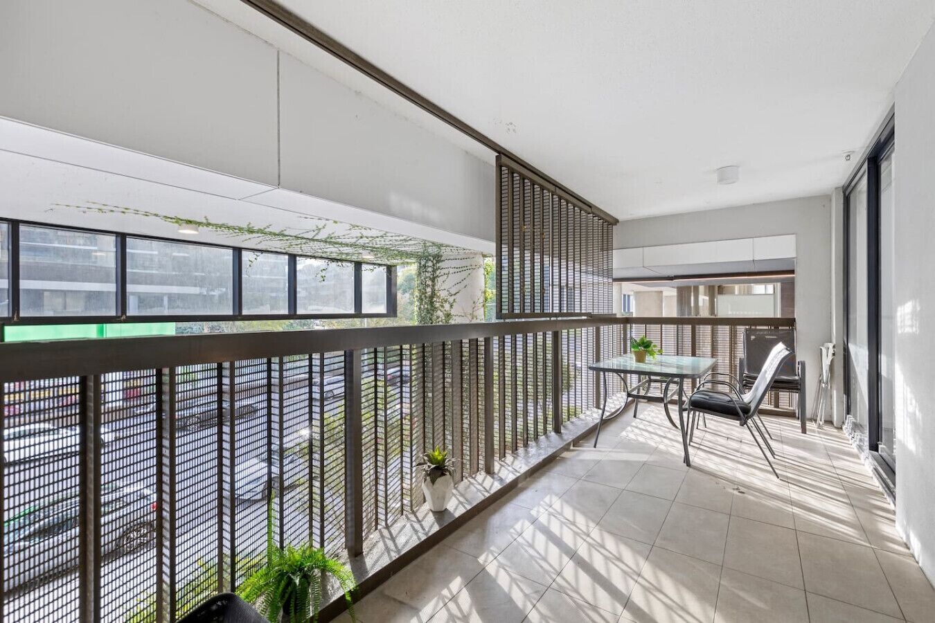 المنطقة المحيطة بالمنشأة