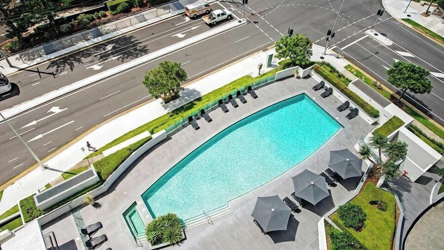 3BRM Broadbeach Skyline Nook