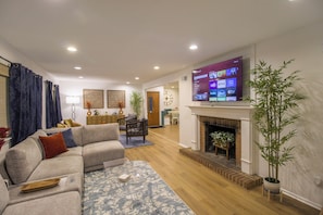 Smart TV, ping pong, stereo, computer monitors