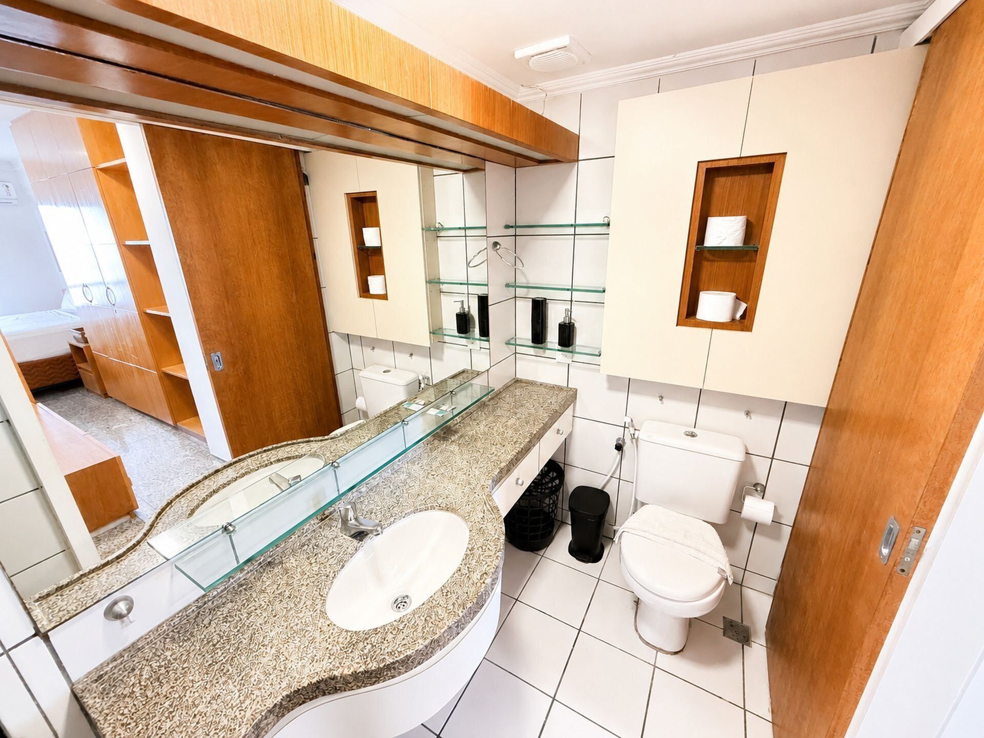 Apartment | Bathroom