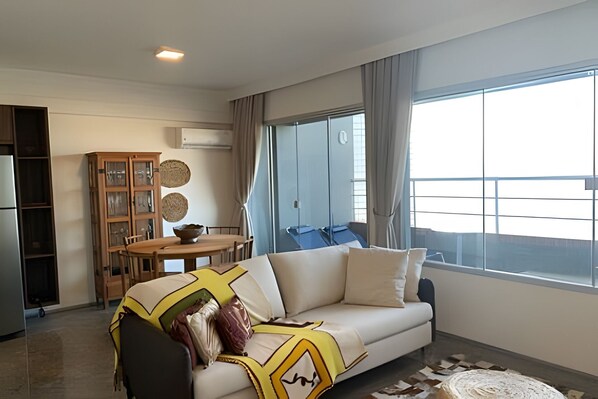 Luxury Apartment | Living area