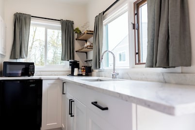 Smokey Hollow Motel & Resort