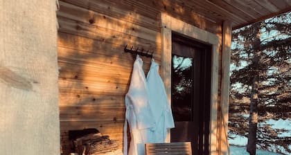 Smokey Hollow Motel & Resort