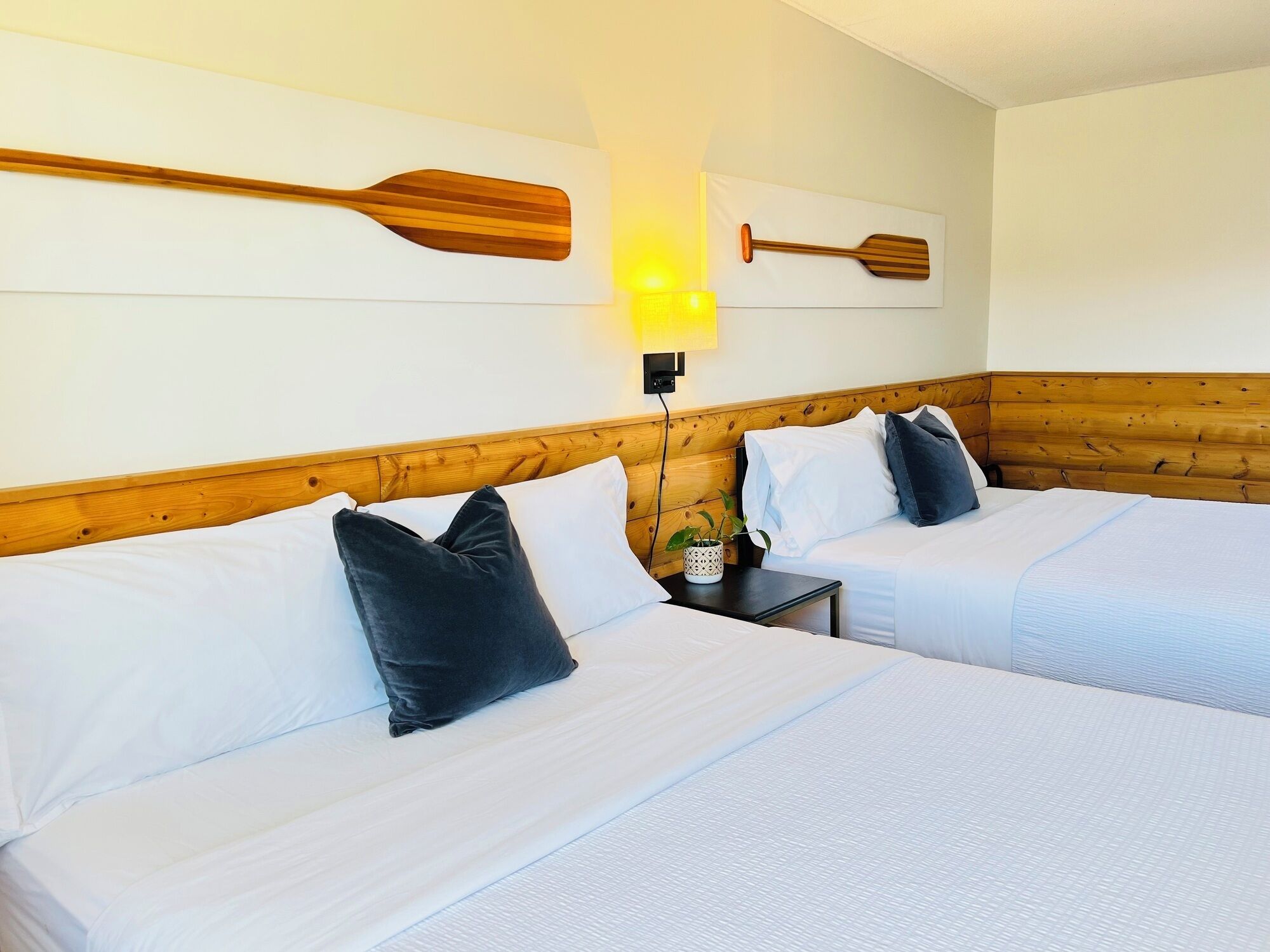 Basic Double Room, 2 Queen Beds, Kitchenette | Private kitchen | Microwave, coffee/tea maker, freezer