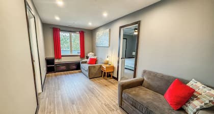 New Construction Lakefront Home 0.25 Miles from Wisp!