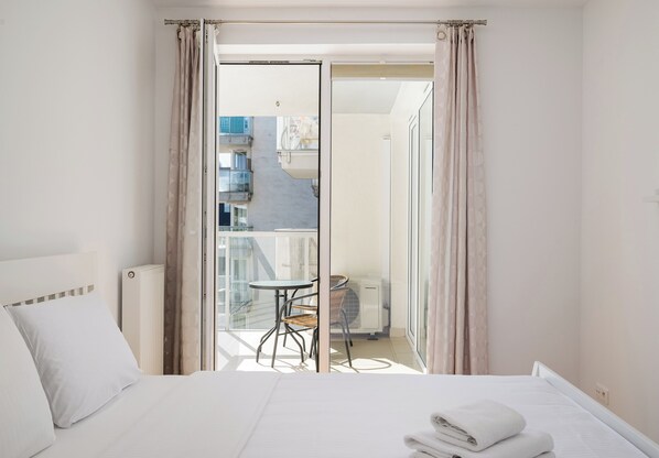 1 chambre, fer et planche à repasser, Wi-Fi, draps fournis