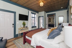 7 Schlafzimmer, Schreibtisch, Bügeleisen/Bügelbrett, kostenloses WLAN