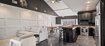 Bourbon Trail Estate | 3 Epic Acres | 7 Bed 6 Bath