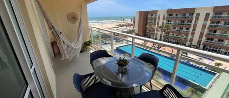 Apartment | Speisen im Freien