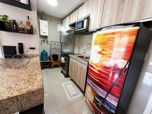 Basic Apartment | Private kitchen