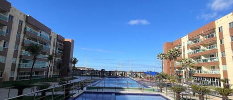 Basic Apartment | Pool