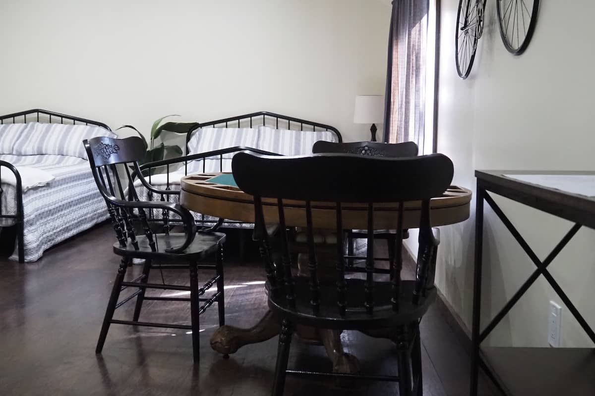 Stuga Comfort | Strykjärn/strykbräda och gratis wi-fi