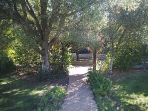 คอมฟอร์ทคอทเทจ | บริเวณที่พัก