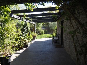 Interior entrance - La Arboleda (Lompoc)