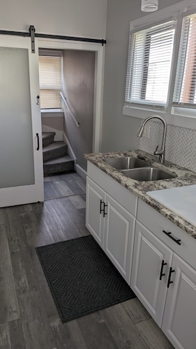 Cozy 3-Bedroom In A Great Location!