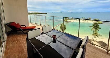 Large Oceanfront Balcony at Escondida Beach