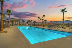 Beheizter Pool